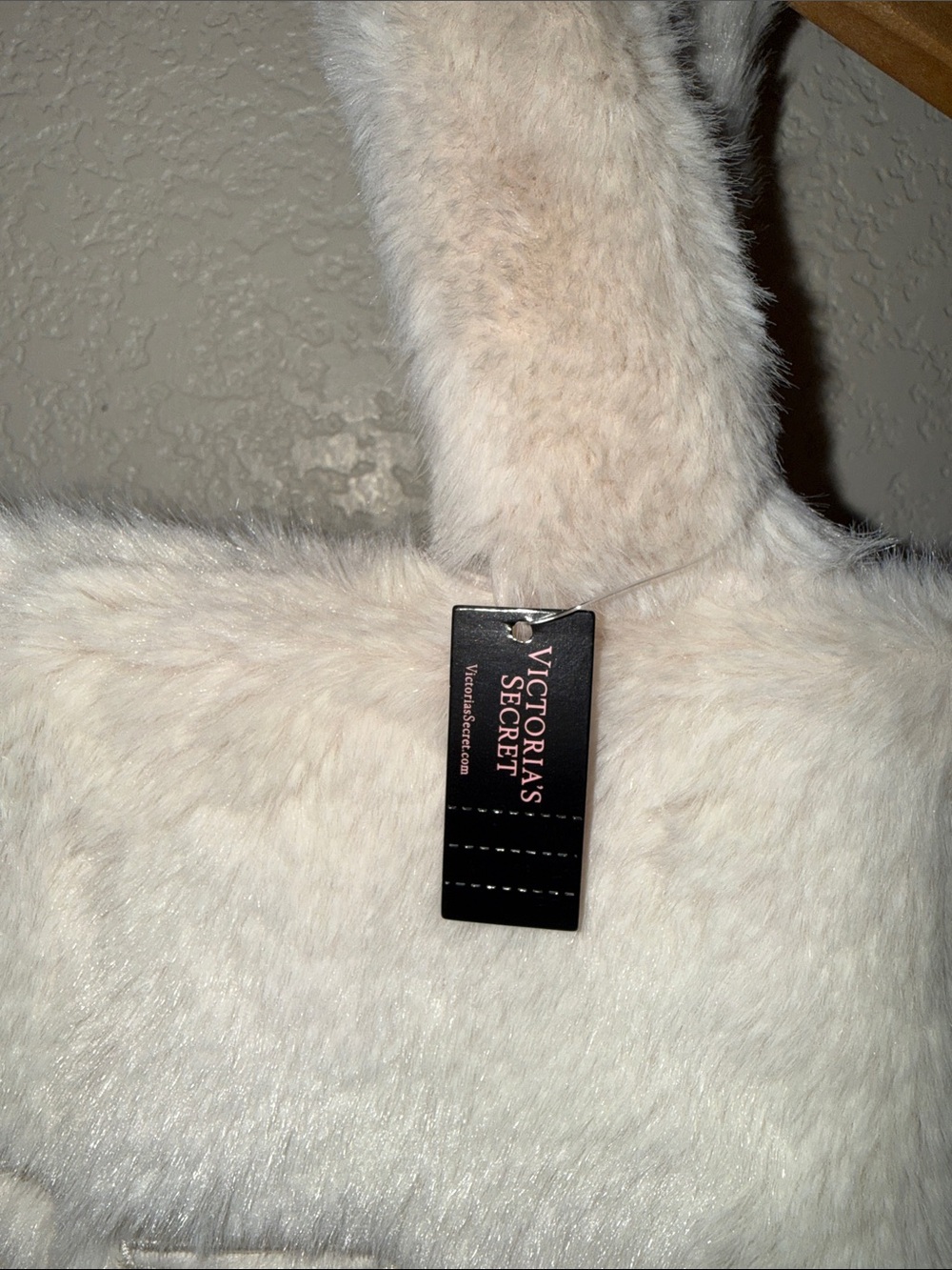 NWT Victoria's Secret Plush Cream Faux-Fur Tote - Picture 2 of 7